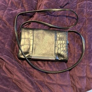 Kenneth Cole reaction bag